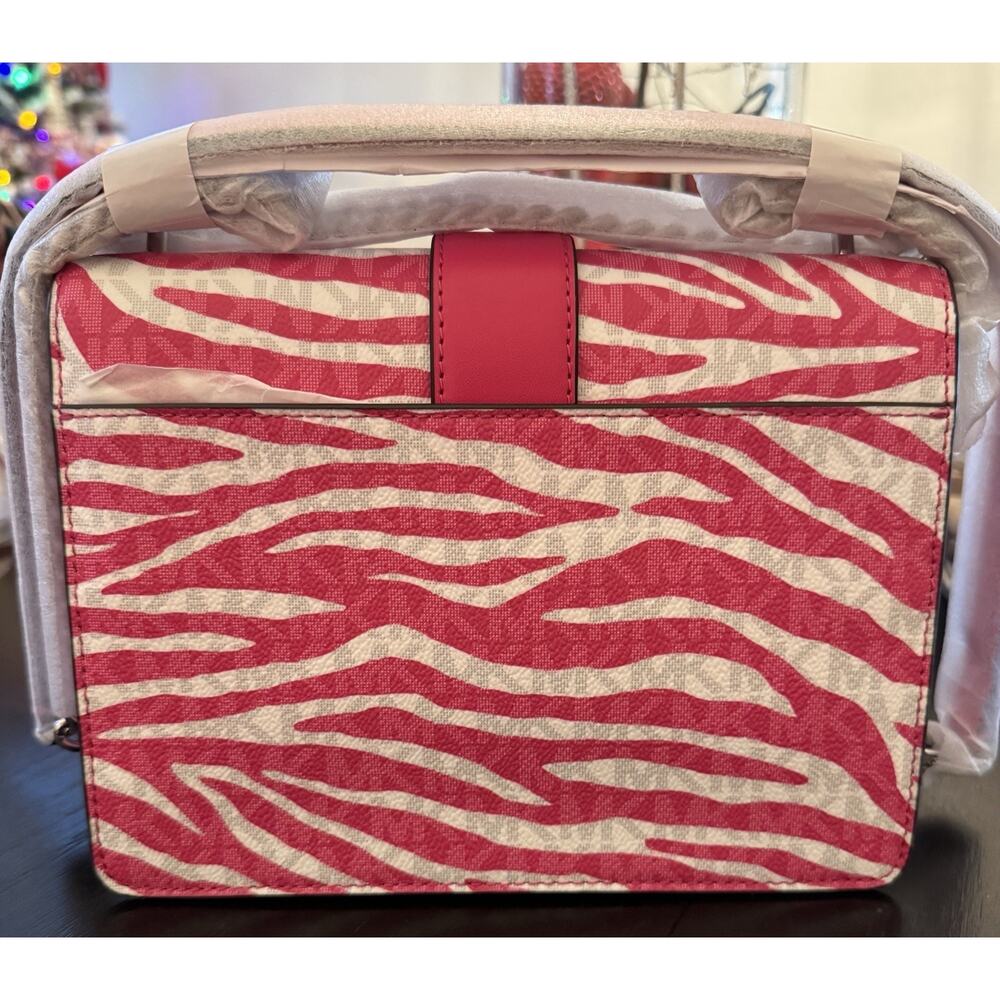 NWT Michael Kors Greenwich Zebra Print Crossbody Bag In Pink & White - Picture 3 of 5